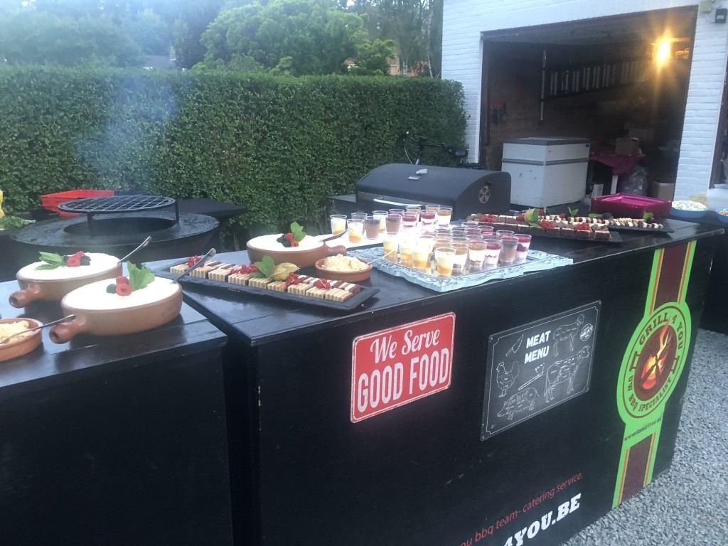 Dessertenbuffet aan de stand